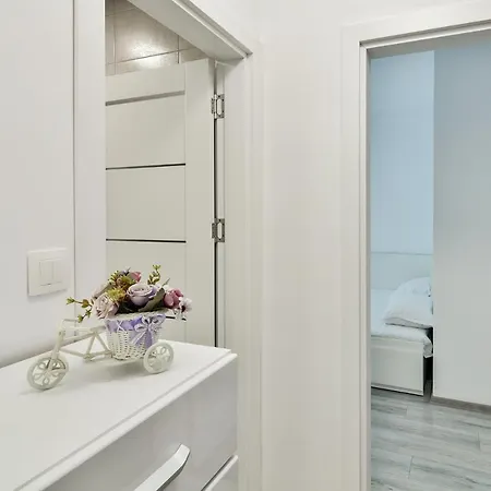 Modern Cozy Flat With Parking In Center Варна